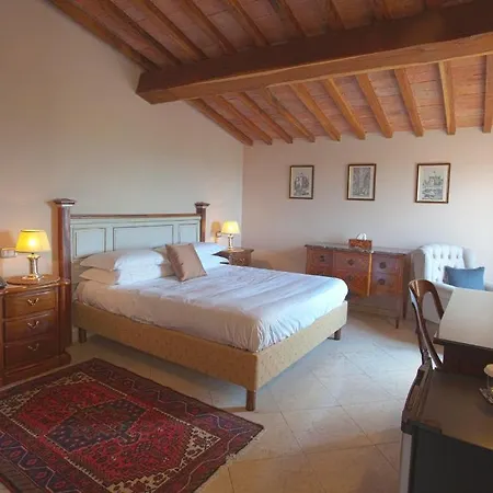 Castello Delle Serre فندق مبيت وإفطار