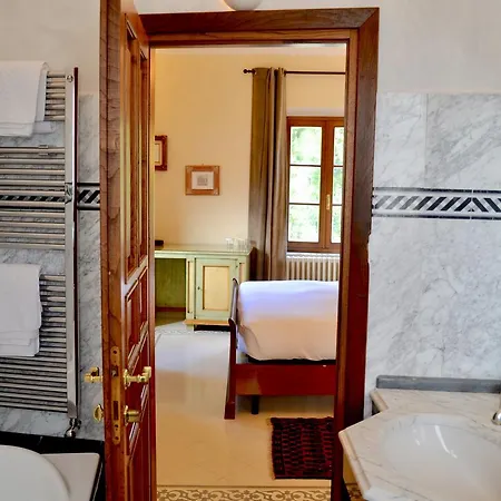 Castello Delle Serre Bed & Breakfast 3*